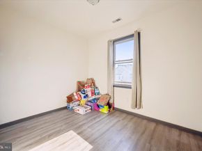 1812 W Montgomery Avenue, Philadelphia PA 19121