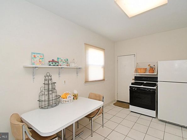 227 Barclay Circle, Cheltenham PA 19012