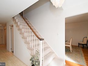 227 Barclay Circle, Cheltenham PA 19012