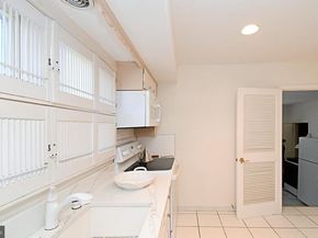 227 Barclay Circle, Cheltenham PA 19012