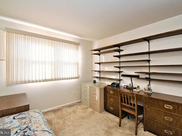 227 Barclay Circle, Cheltenham PA 19012