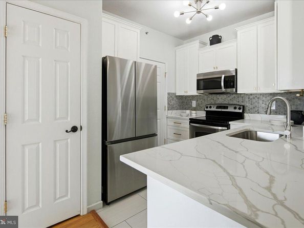 1591 Spring Gate Drive 3406, Mclean VA 22102