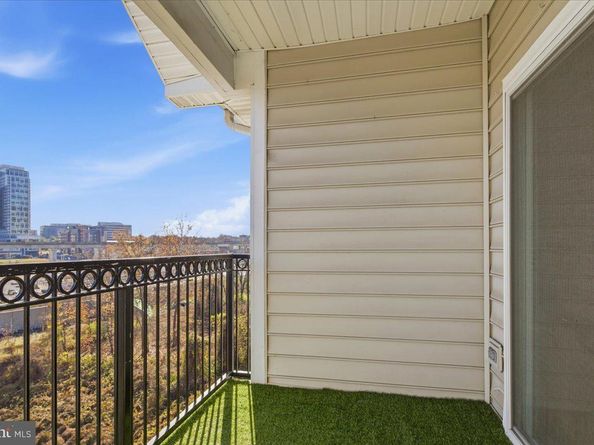 1591 Spring Gate Drive 3406, Mclean VA 22102