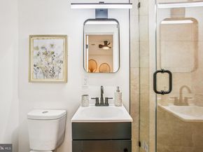 1704 Independence Avenue SE, Washington DC 20003