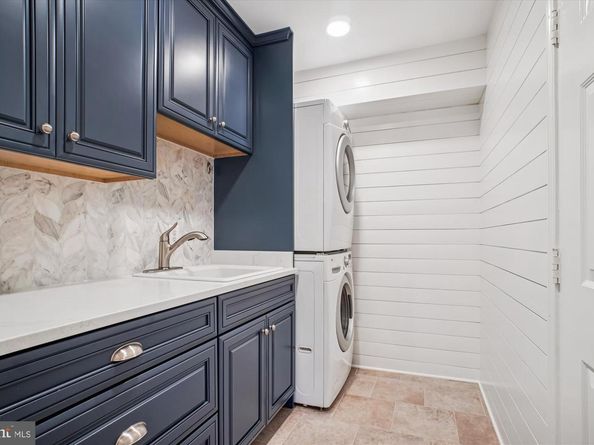 12406 Shallow Ford Court, Herndon VA 20170