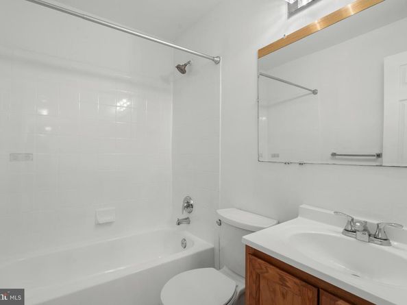 4110 Ames Street NE 101, Washington DC 20019