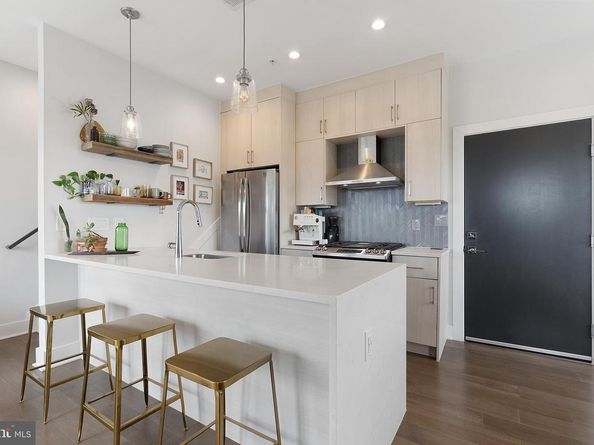 653 Irving Street NW 7, Washington DC 20010