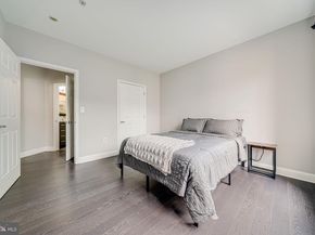 801 S Greenbrier Street 113, Arlington VA 22204