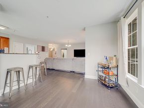 801 S Greenbrier Street 113, Arlington VA 22204