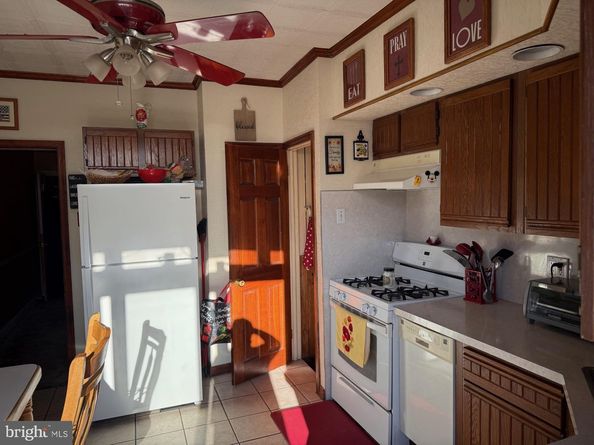 3148 Fanshawe Street, Philadelphia PA 19149