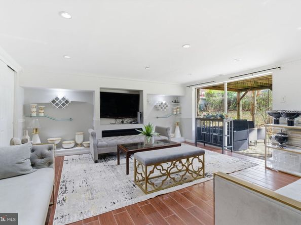 148 Rennard Street, Philadelphia PA 19116