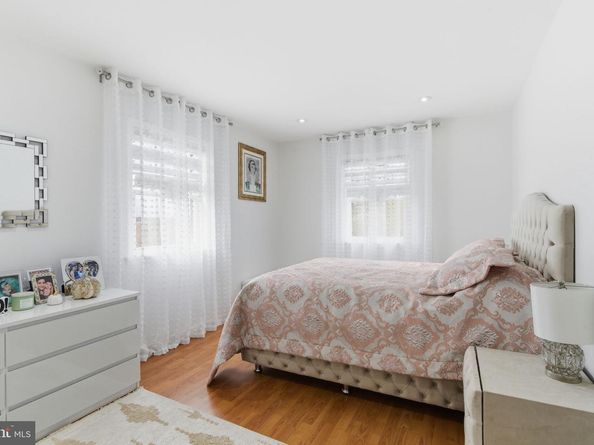 148 Rennard Street, Philadelphia PA 19116