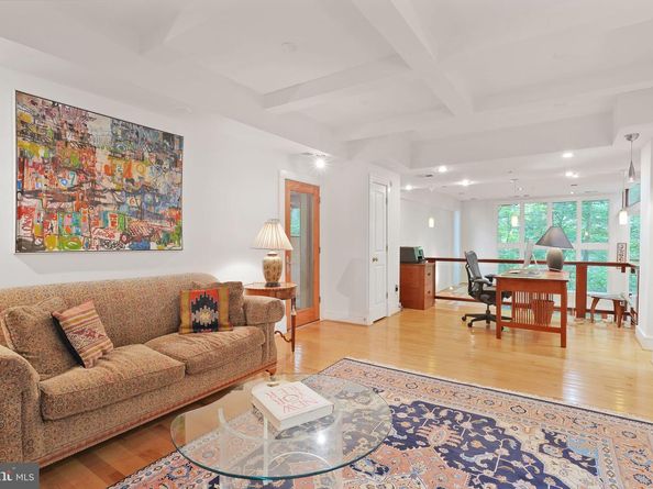 2807 Chesterfield Place NW, Washington DC 20008