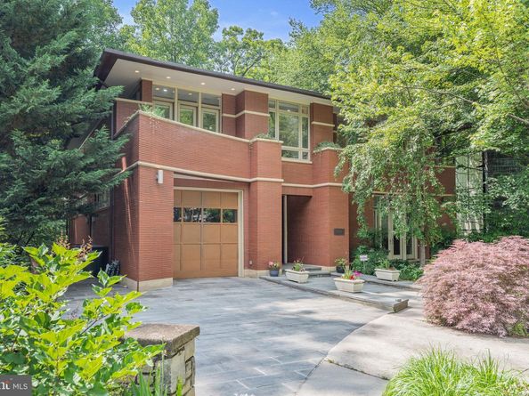 2807 Chesterfield Place NW, Washington DC 20008