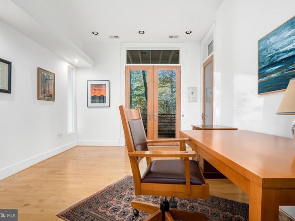 2807 Chesterfield Place NW, Washington DC 20008