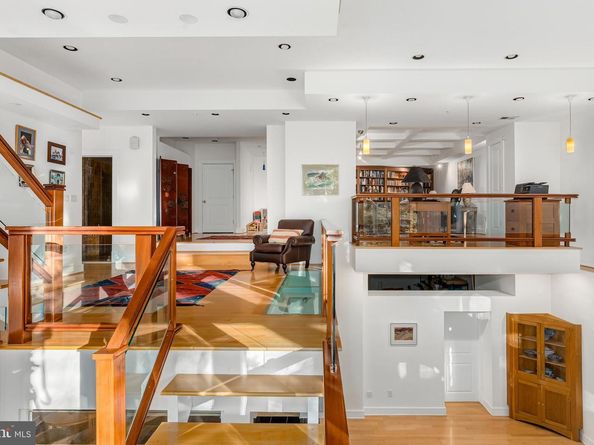 2807 Chesterfield Place NW, Washington DC 20008