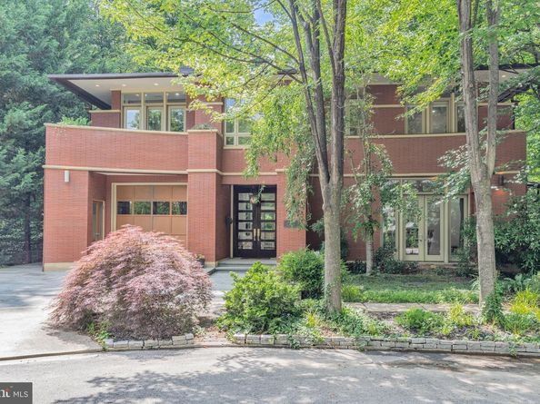 2807 Chesterfield Place NW, Washington DC 20008