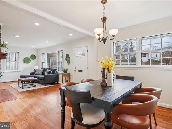 941 N Mckinley Road, Arlington VA 22205