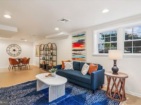 941 N Mckinley Road, Arlington VA 22205