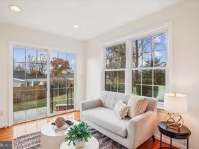 941 N Mckinley Road, Arlington VA 22205