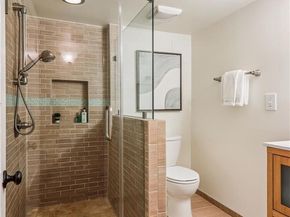 941 N Mckinley Road, Arlington VA 22205