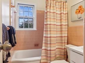 941 N Mckinley Road, Arlington VA 22205