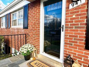 941 N Mckinley Road, Arlington VA 22205
