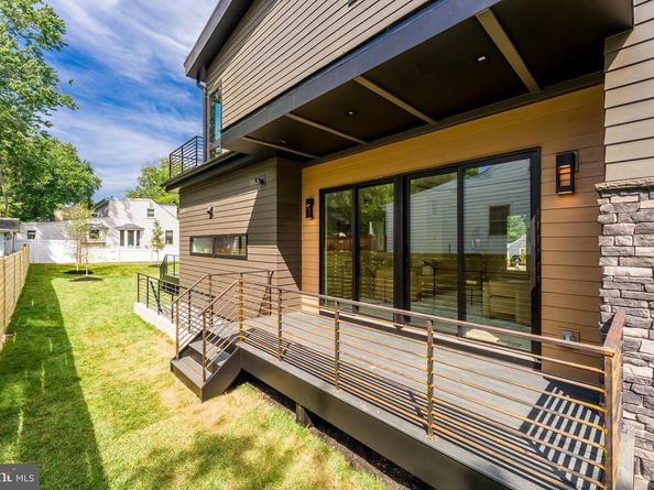 3215 Cofer Road, Falls Church VA 22042