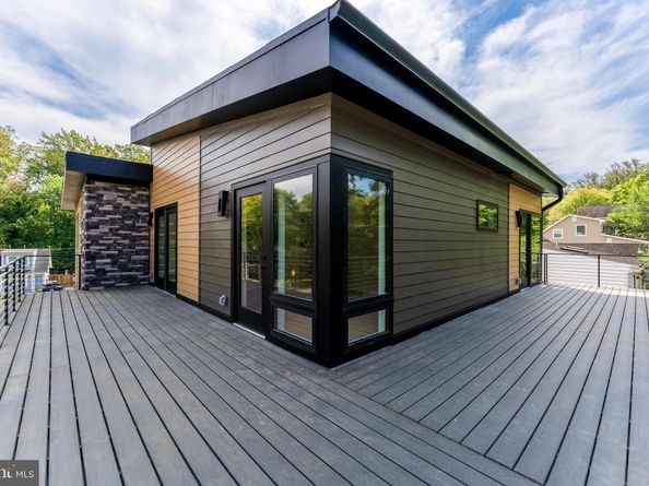 3215 Cofer Road, Falls Church VA 22042