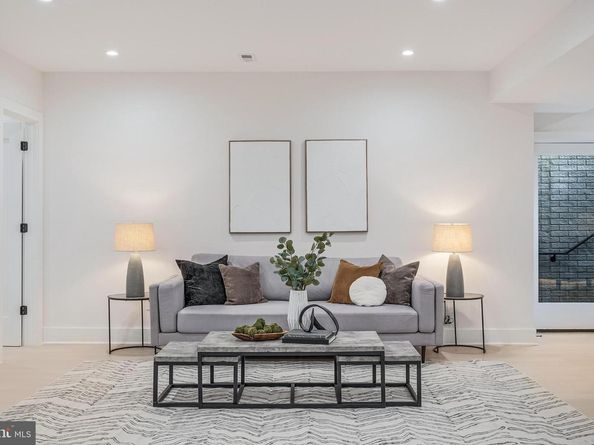 3215 Cofer Road, Falls Church VA 22042