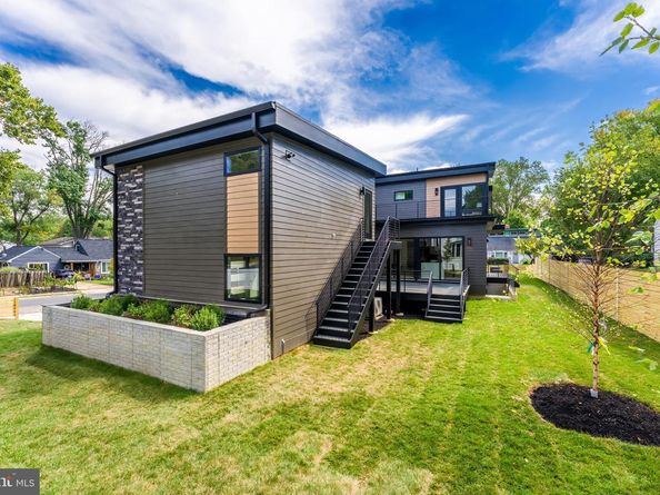 3215 Cofer Road, Falls Church VA 22042