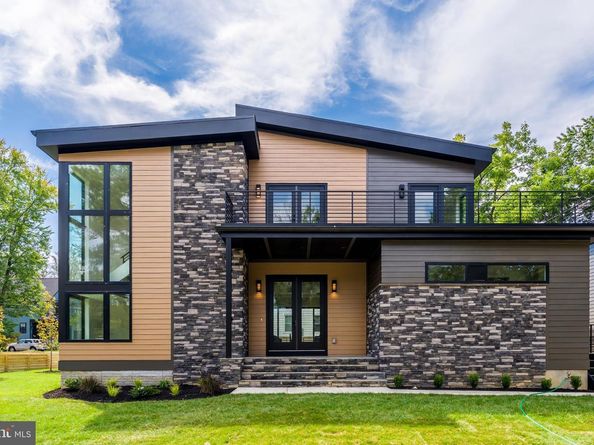 3215 Cofer Road, Falls Church VA 22042