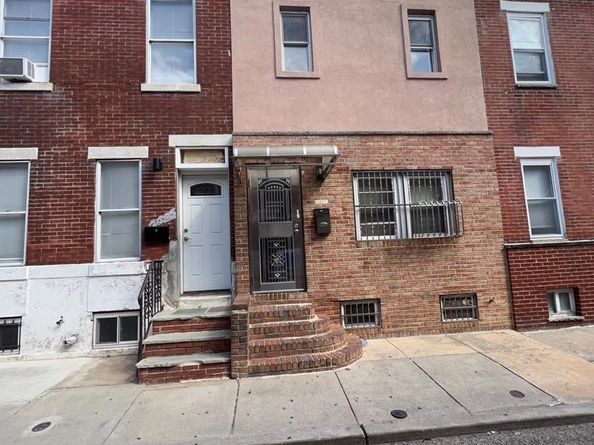 2227 S Darien Street, Philadelphia PA 19148