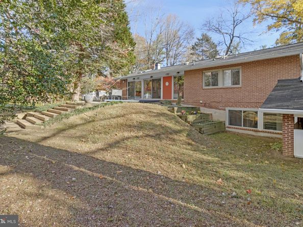 8309 Lilly Stone Drive, Bethesda MD 20817