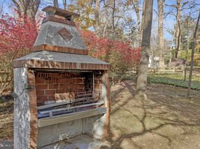 8309 Lilly Stone Drive, Bethesda MD 20817