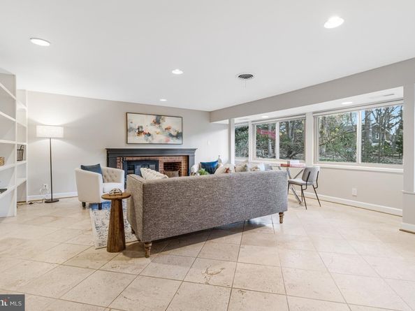 8309 Lilly Stone Drive, Bethesda MD 20817