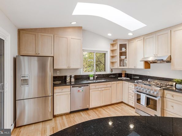 8309 Lilly Stone Drive, Bethesda MD 20817