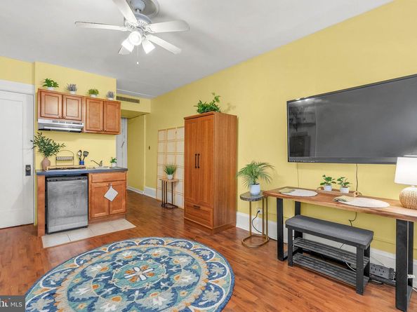 1324 Locust Street 703, Philadelphia PA 19107