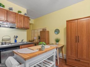 1324 Locust Street 703, Philadelphia PA 19107