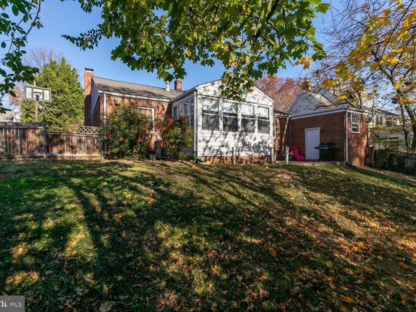 1104 Tuckahoe Lane, Alexandria VA 22302