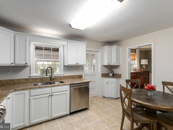 1104 Tuckahoe Lane, Alexandria VA 22302