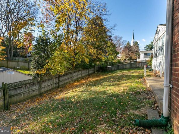 1104 Tuckahoe Lane, Alexandria VA 22302