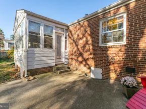 1104 Tuckahoe Lane, Alexandria VA 22302