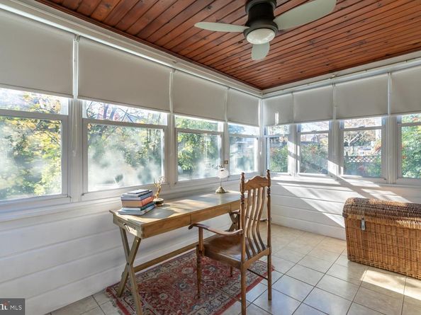 1104 Tuckahoe Lane, Alexandria VA 22302