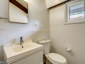 5511 Huntington Parkway, Bethesda MD 20814