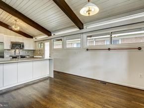 5511 Huntington Parkway, Bethesda MD 20814