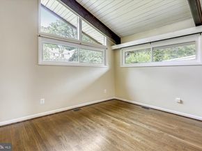 5511 Huntington Parkway, Bethesda MD 20814