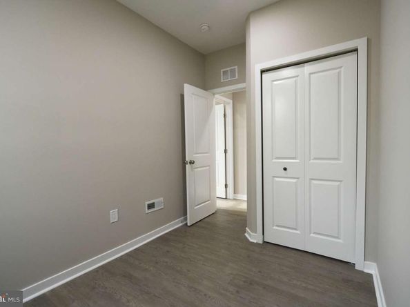 914 S 54TH Street, Philadelphia PA 19143