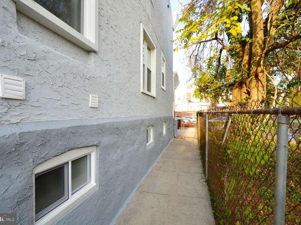 914 S 54TH Street, Philadelphia PA 19143