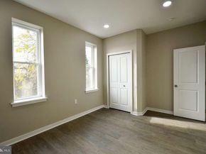 914 S 54TH Street, Philadelphia PA 19143